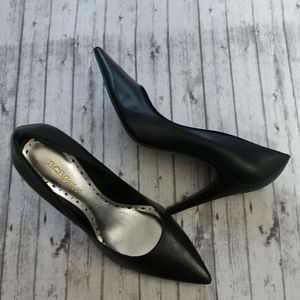 NWT BCBGirls Black Notte Pumps